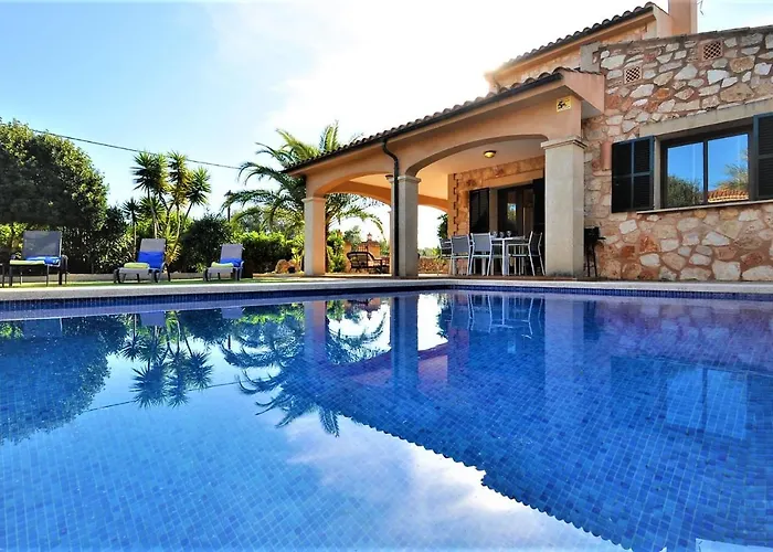 Casa Brisa- En Cala Llombards- Santany