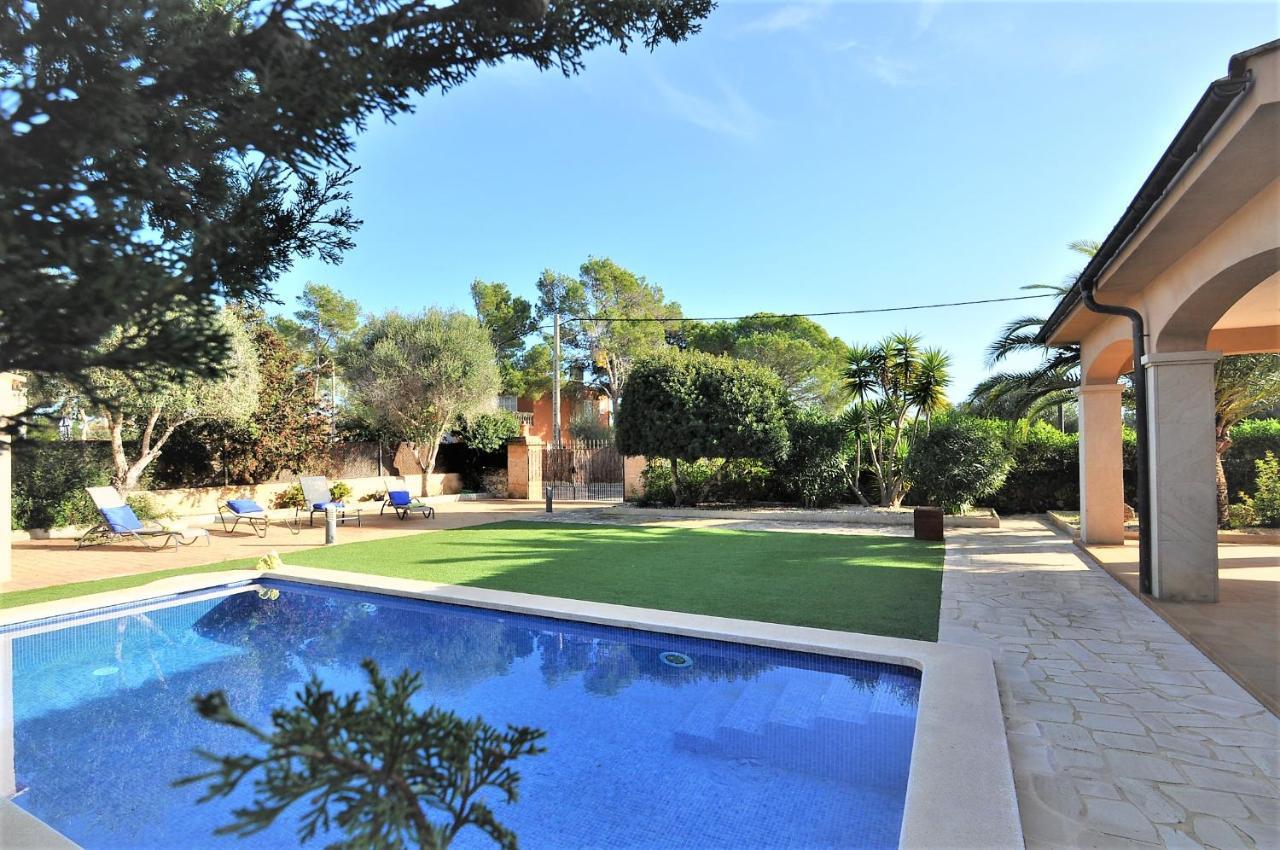 Casa Brisa- En Cala Llombards- Santany *